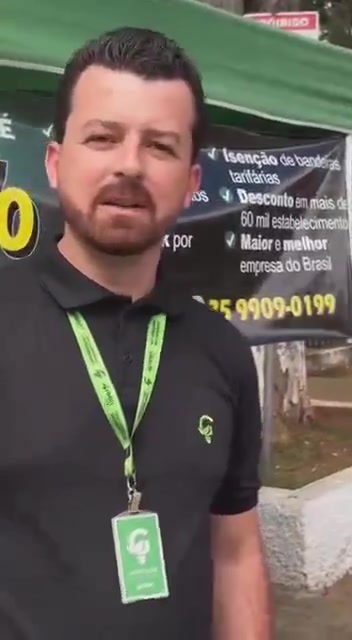 Cliente ao lado de licenciado iGreen